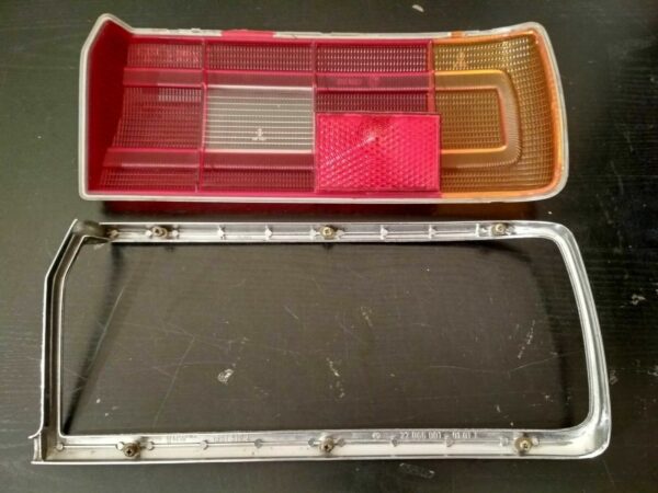 BMW E12 Left tail light lens with chrome trim 63211361515 @Excellent@ late model - Image 10