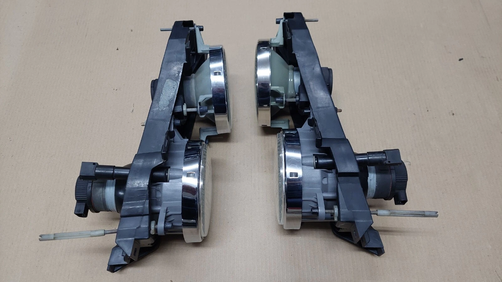 BMW E34 E32 headlights smileys HELLA OEM @ Excellent @ EURO with pigtails - Image 12