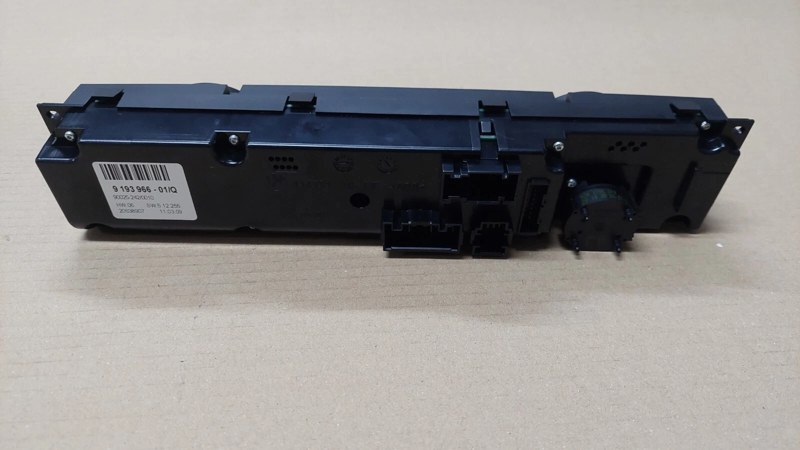 BMW X5 E70 X6 E71 automatic climate control unit 64119193966 genuine @ NEW - Image 4